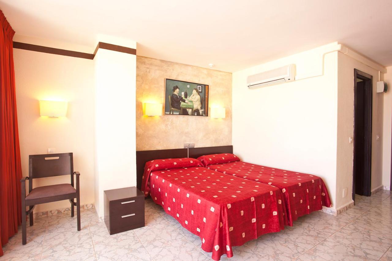 Fergus Paraiso Beach - Adults Only Ибица Экстерьер фото