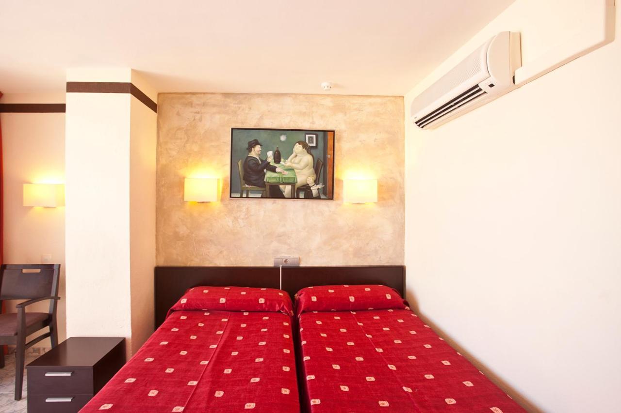 Fergus Paraiso Beach - Adults Only Ибица Экстерьер фото